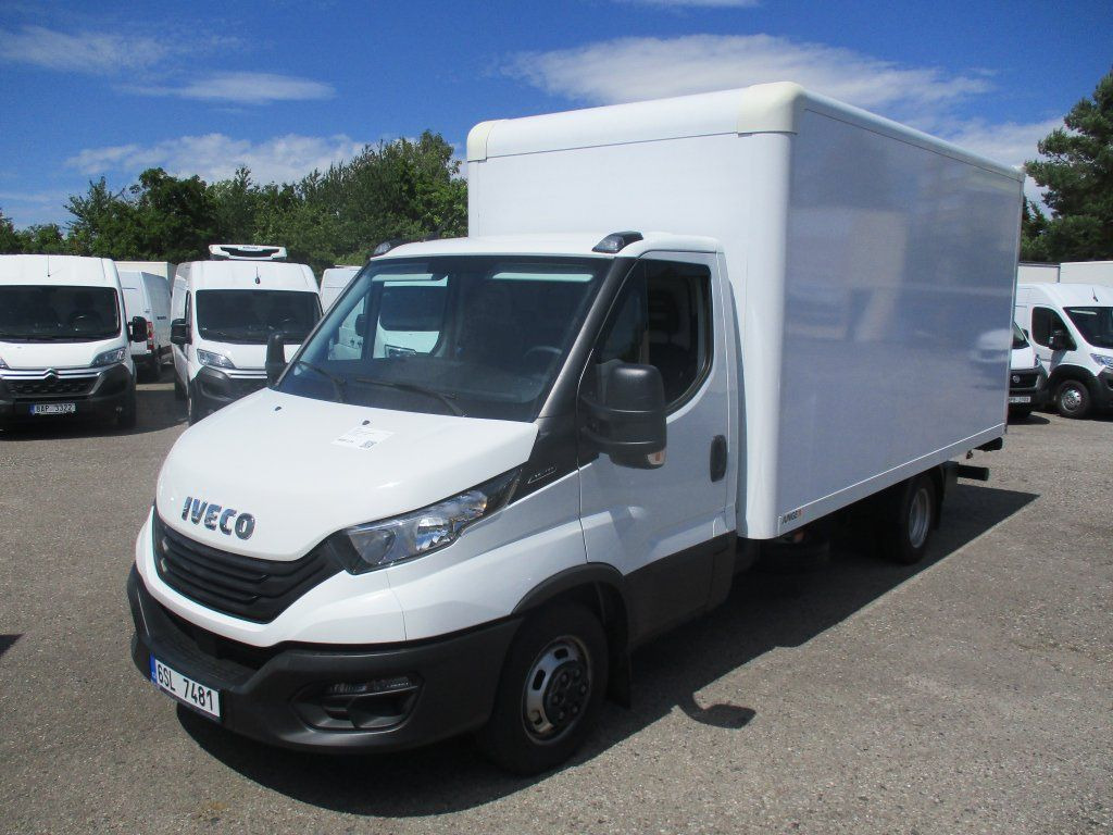Iveco Daily 35C16 - 박스 밴 : 사진 1 Iveco Daily 35C16 - 박스 밴 : 사진 1
