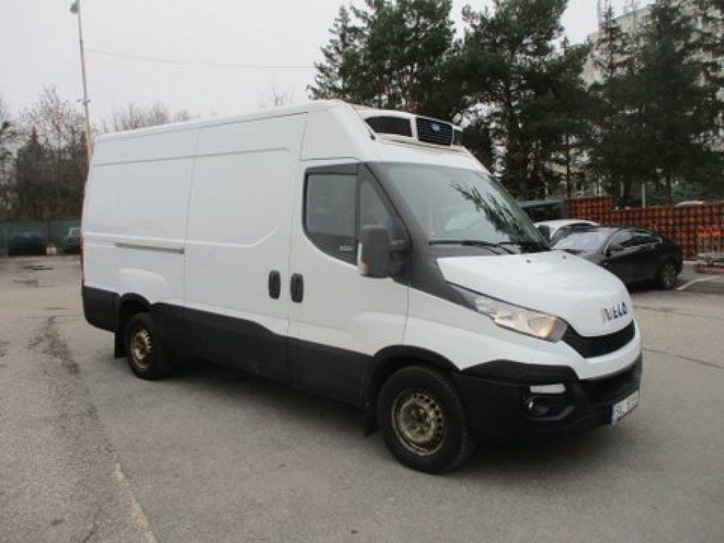 Iveco Daily 35S15V - 패널 밴 : 사진 1 Iveco Daily 35S15V - 패널 밴 : 사진 1