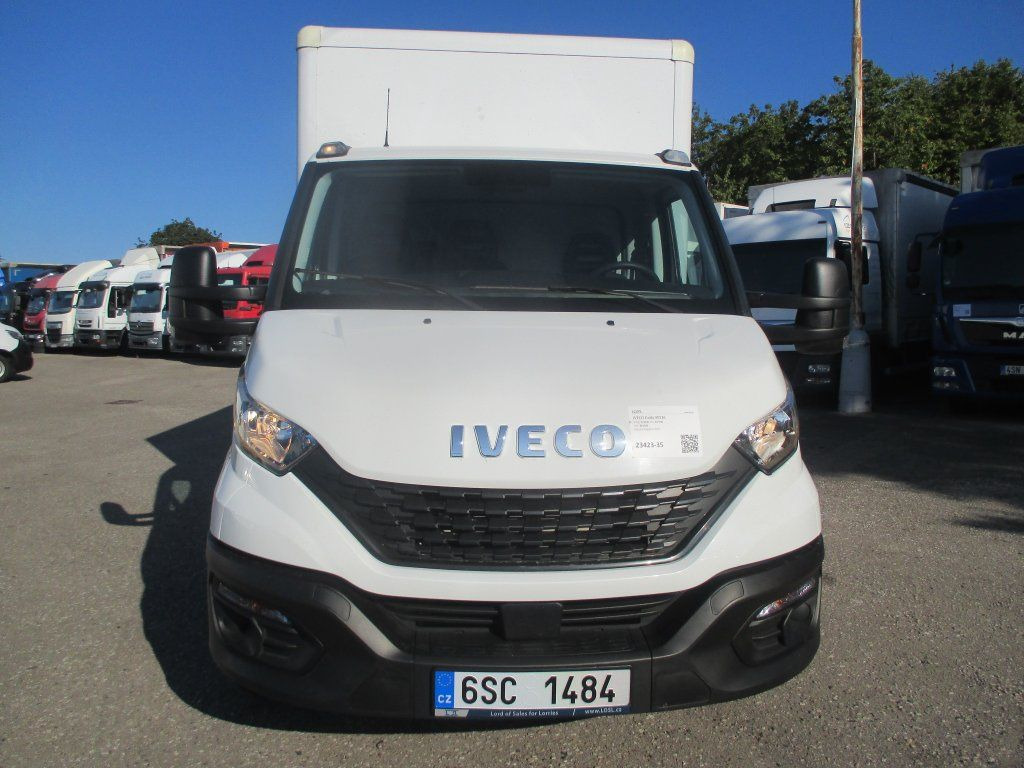 Iveco Daily 35S16 - 패널 밴 : 사진 3 Iveco Daily 35S16 - 패널 밴 : 사진 3