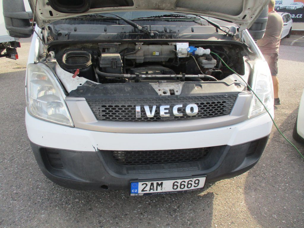 Iveco Daily 50C15 Carrier 350 - 냉동 밴 : 사진 3 Iveco Daily 50C15 Carrier 350 - 냉동 밴 : 사진 3
