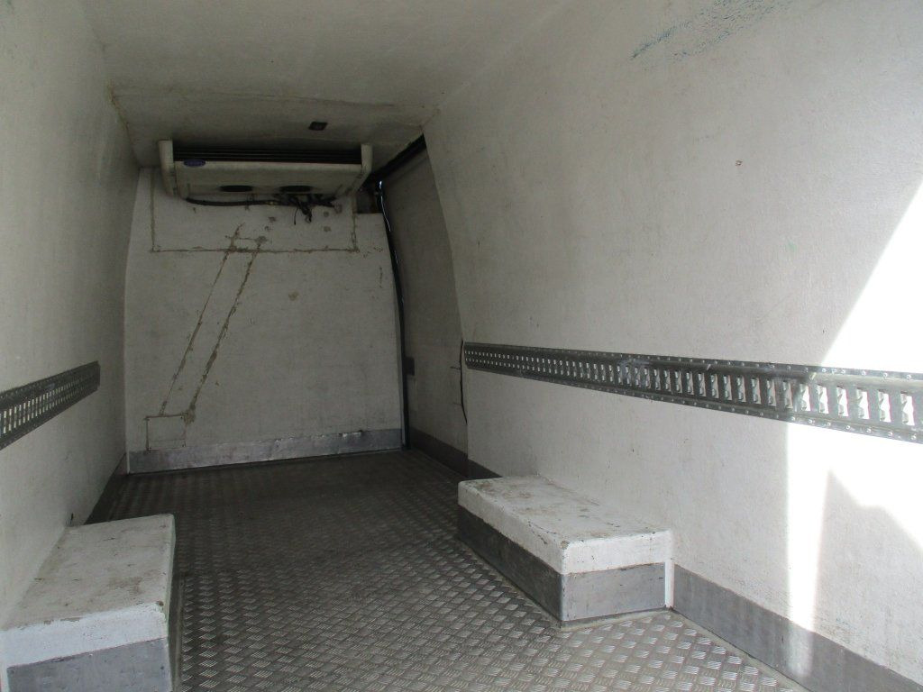 Iveco Daily 50C15 Carrier 350 - 냉동 밴 : 사진 4 Iveco Daily 50C15 Carrier 350 - 냉동 밴 : 사진 4