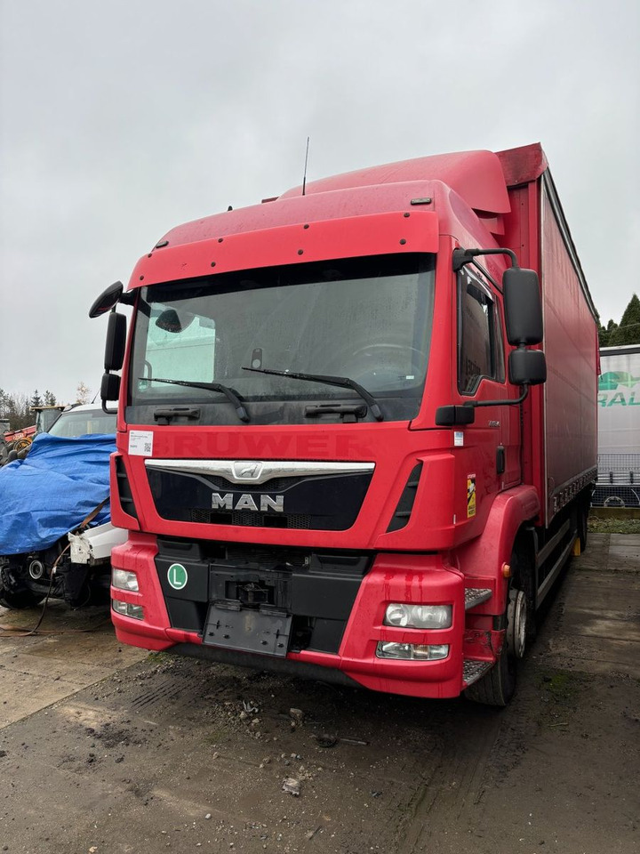 MAN TGM18.340 EURO 6 UNANGETRIEBEN - 커튼사이더 트럭 : 사진 1 MAN TGM18.340 EURO 6 UNANGETRIEBEN - 커튼사이더 트럭 : 사진 1