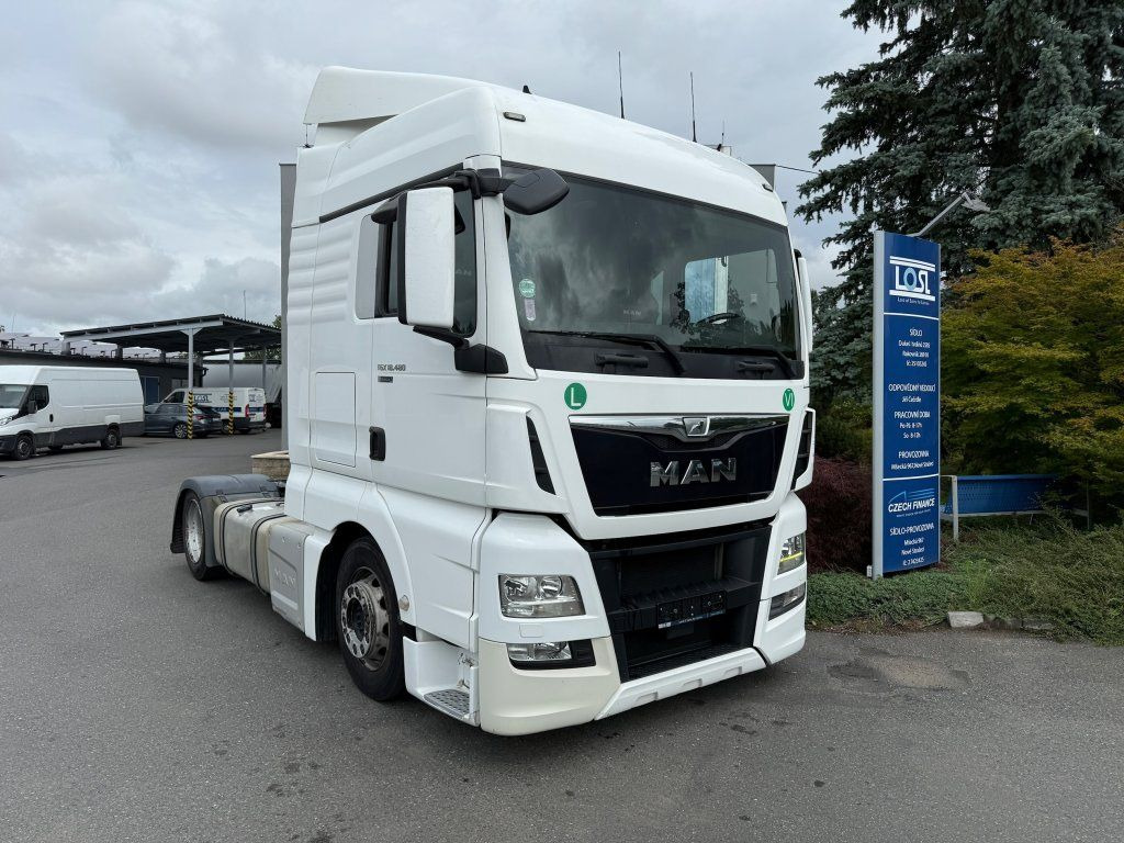 MAN TGX18.460 EURO 6 MEGA/lowdeck - 트랙터 유닛 : 사진 2 MAN TGX18.460 EURO 6 MEGA/lowdeck - 트랙터 유닛 : 사진 2