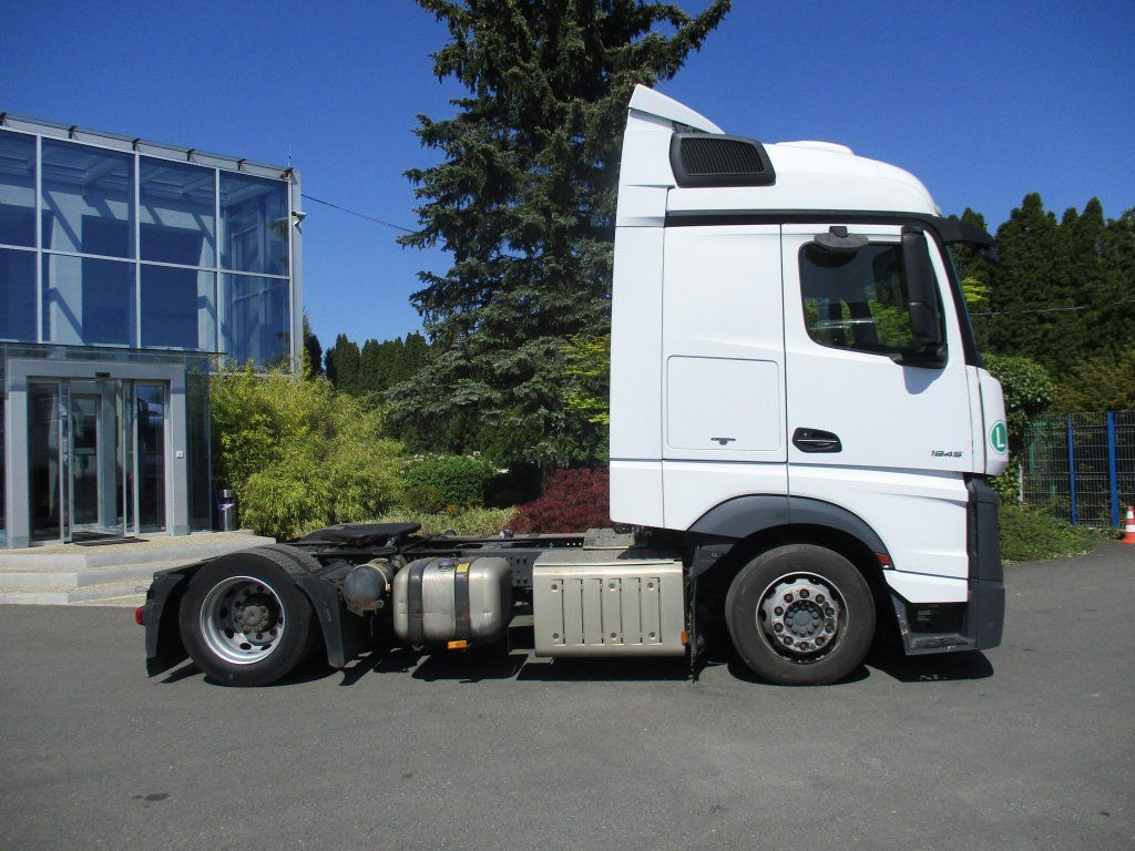 Mercedes-Benz 1845 Actros EURO 6 MEGA/lowdeck - 트랙터 유닛 : 사진 4 Mercedes-Benz 1845 Actros EURO 6 MEGA/lowdeck - 트랙터 유닛 : 사진 4