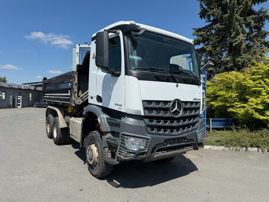 Mercedes-Benz 3343 Arocs 6x6 S3 EURO 6 - 덤프트럭 : 사진 3 Mercedes-Benz 3343 Arocs 6x6 S3 EURO 6 - 덤프트럭 : 사진 3