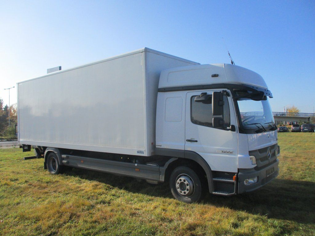 Mercedes-Benz Atego 1222  1 Liege LBW - 박스 트럭 : 사진 2 Mercedes-Benz Atego 1222  1 Liege LBW - 박스 트럭 : 사진 2