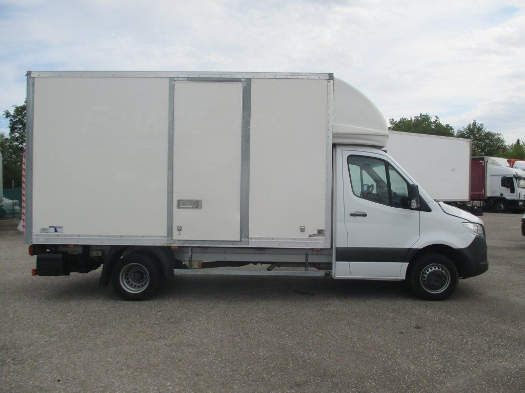 Mercedes-Benz Sprinter 514 CDi - 패널 밴 : 사진 4 Mercedes-Benz Sprinter 514 CDi - 패널 밴 : 사진 4