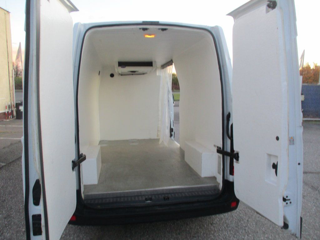 Renault Master 2,3 dCi - 냉동 밴 : 사진 5 Renault Master 2,3 dCi - 냉동 밴 : 사진 5