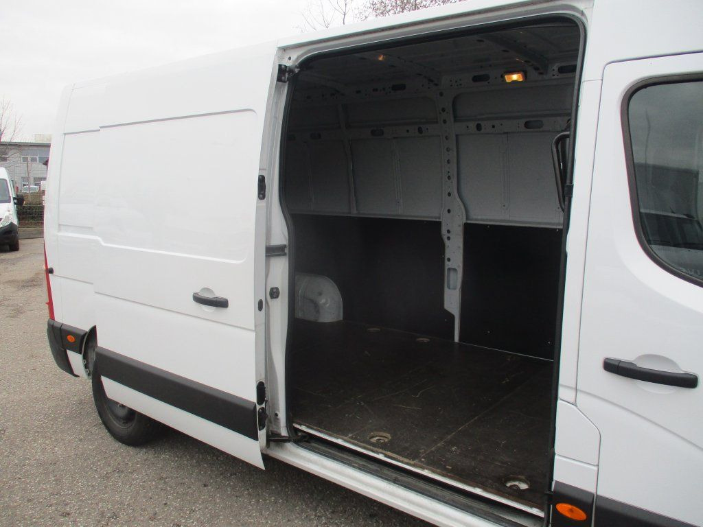 Renault Master 2.3fci L3H2 - 패널 밴 : 사진 4 Renault Master 2.3fci L3H2 - 패널 밴 : 사진 4