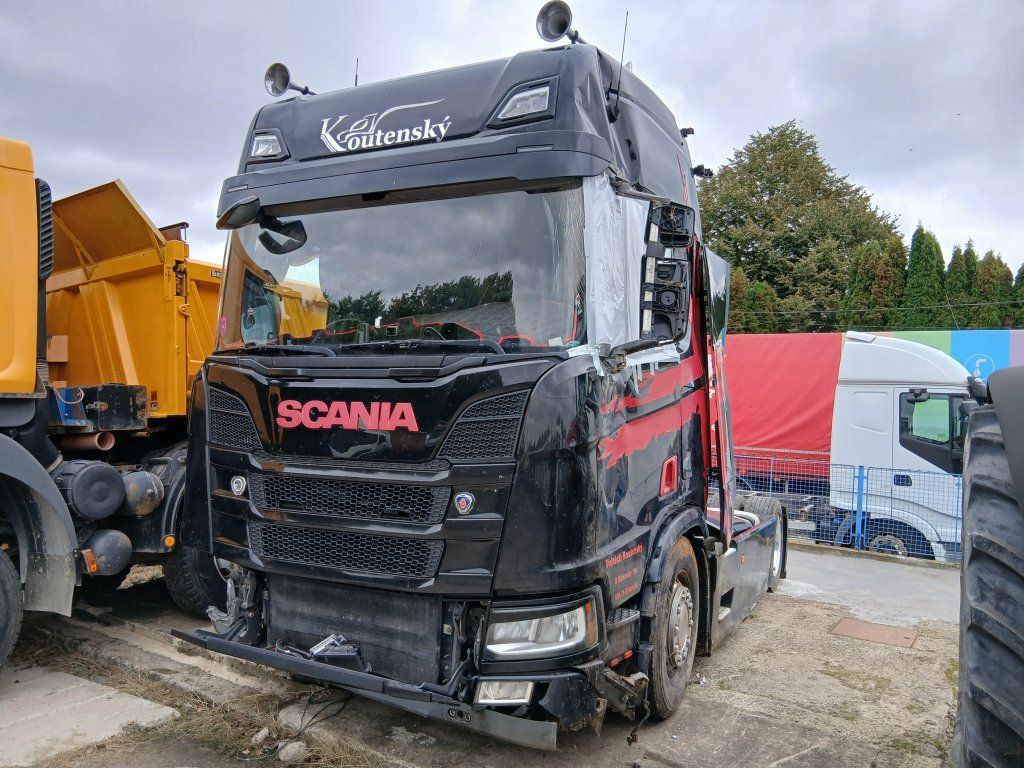 Scania R450 MEGA/lowdeck Unfall / damage - 트랙터 유닛 : 사진 1 Scania R450 MEGA/lowdeck Unfall / damage - 트랙터 유닛 : 사진 1