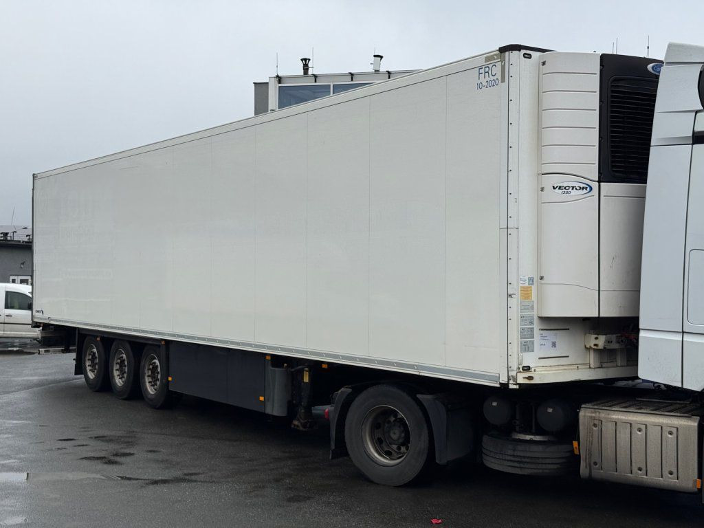 Schmitz Cargobull Carrier Vector 1350 - 밀폐형 박스 세미 트레일러 : 사진 1 Schmitz Cargobull Carrier Vector 1350 - 밀폐형 박스 세미 트레일러 : 사진 1