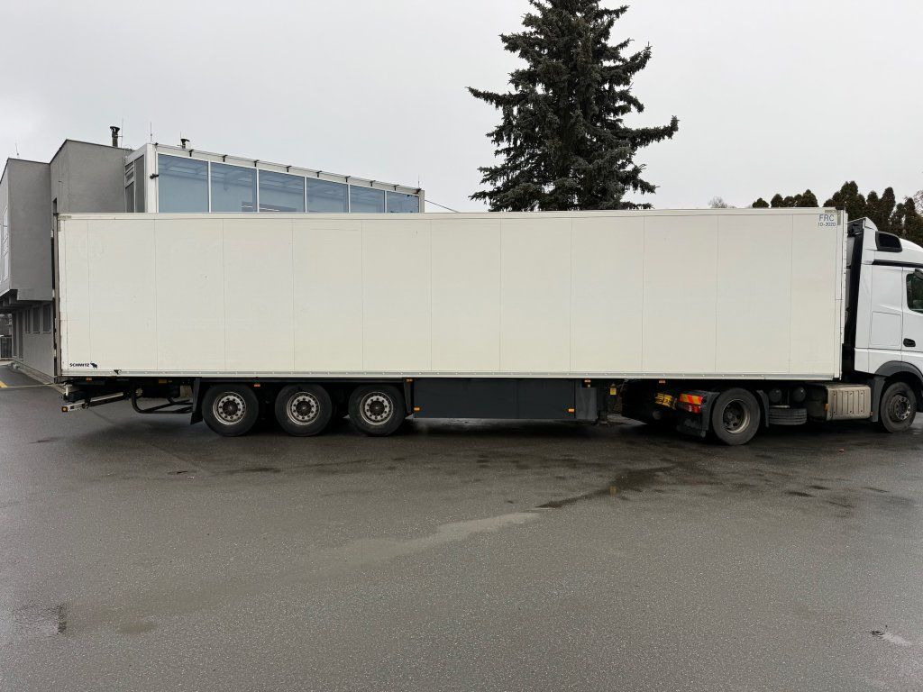Schmitz Cargobull Carrier Vector 1350 - 밀폐형 박스 세미 트레일러 : 사진 2 Schmitz Cargobull Carrier Vector 1350 - 밀폐형 박스 세미 트레일러 : 사진 2