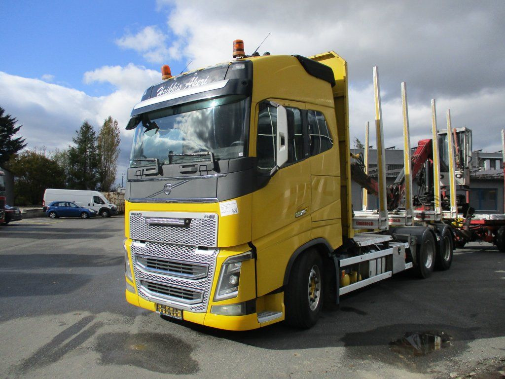 Volvo FH 16 750 6x4 + Fliegl - 목재 트럭, 크레인 트럭 : 사진 2 Volvo FH 16 750 6x4 + Fliegl - 목재 트럭, 크레인 트럭 : 사진 2