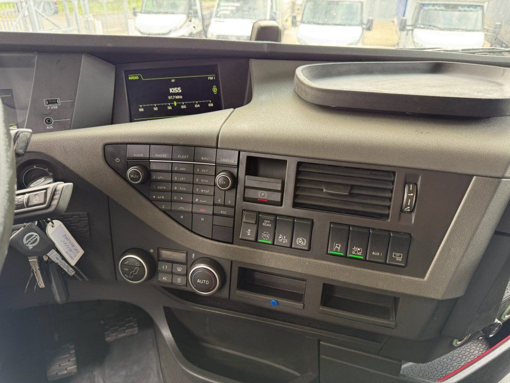 트랙터 유닛 Volvo FH460 EURO 6 ADR : 사진 18