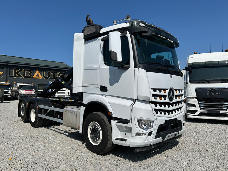 Mercedes-Benz AROCS + JOAB 20t | TULOSSA - 후크 리프트 트럭 : 사진 3 Mercedes-Benz AROCS + JOAB 20t | TULOSSA - 후크 리프트 트럭 : 사진 3
