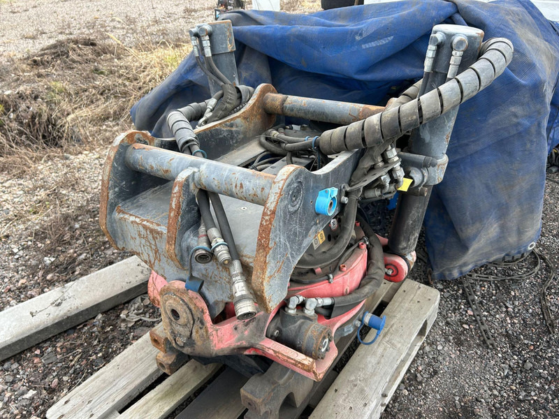 ROTOTILT R8 - 부착물 건설기계 용 : 사진 4 ROTOTILT R8 - 부착물 건설기계 용 : 사진 4