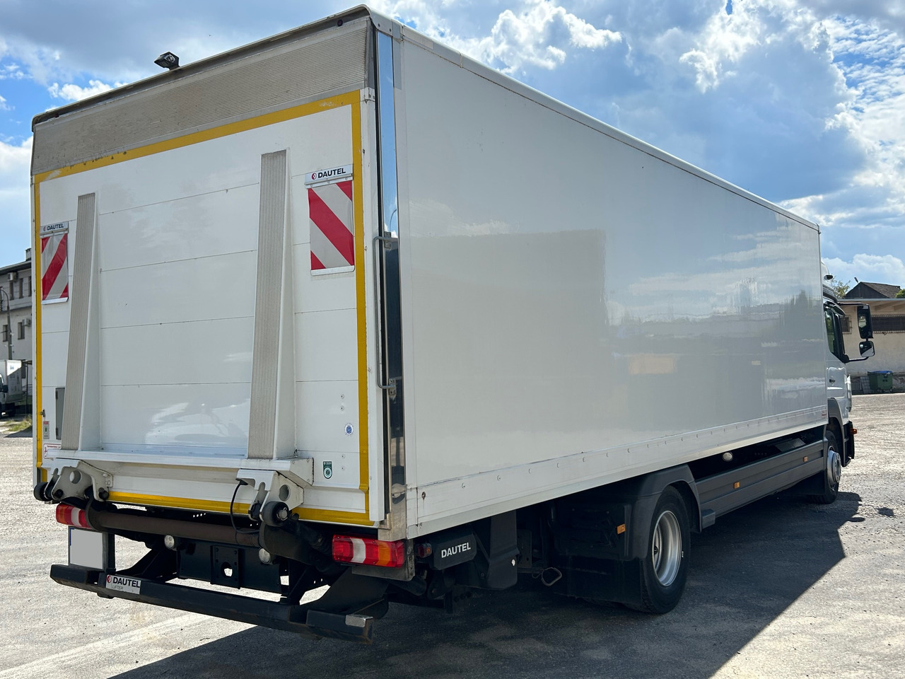 MERCEDES-BENZ ATEGO 1230 / BIGSPACE / 2020 / KOFFER 19 EPAL / LBW 2T - 박스 트럭 : 사진 3 MERCEDES-BENZ ATEGO 1230 / BIGSPACE / 2020 / KOFFER 19 EPAL / LBW 2T - 박스 트럭 : 사진 3