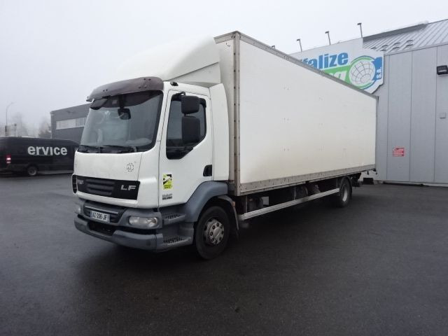 DAF LF 55 280 // broken engine - moteur cassé ! - 박스 트럭 : 사진 1 DAF LF 55 280 // broken engine - moteur cassé ! - 박스 트럭 : 사진 1