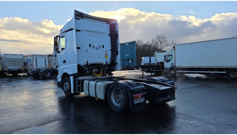 Mercedes-Benz Actros 1845 - 트랙터 유닛 : 사진 3 Mercedes-Benz Actros 1845 - 트랙터 유닛 : 사진 3