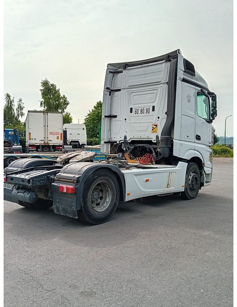 Mercedes-Benz Actros 1848 - noise in engine - 트랙터 유닛 : 사진 4 Mercedes-Benz Actros 1848 - noise in engine - 트랙터 유닛 : 사진 4