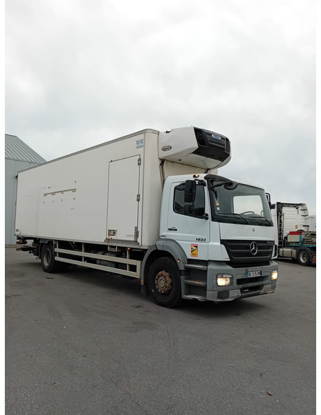 Mercedes-Benz Axor 1833 - 냉동탑차 : 사진 2 Mercedes-Benz Axor 1833 - 냉동탑차 : 사진 2