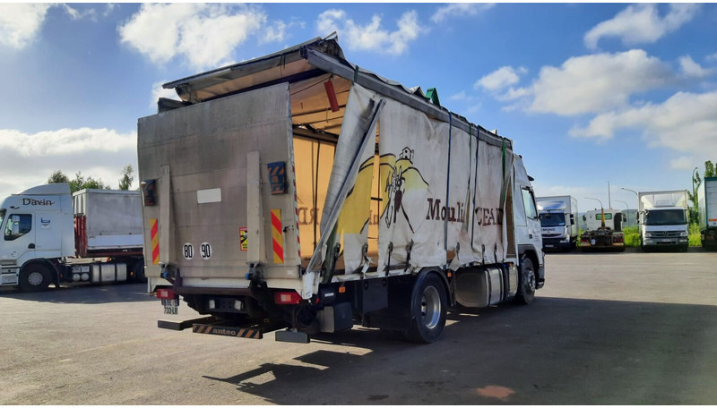Volvo FM 370 - 커튼사이더 트럭 : 사진 2 Volvo FM 370 - 커튼사이더 트럭 : 사진 2