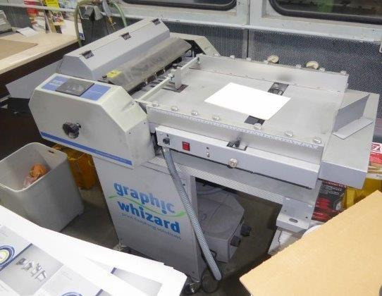 Graphic Whizard CreaseMaster Plus - automatic grooving, slotting, creasing and perforating machine - 인쇄 기계 : 사진 3 Graphic Whizard CreaseMaster Plus - automatic grooving, slotting, creasing and perforating machine - 인쇄 기계 : 사진 3