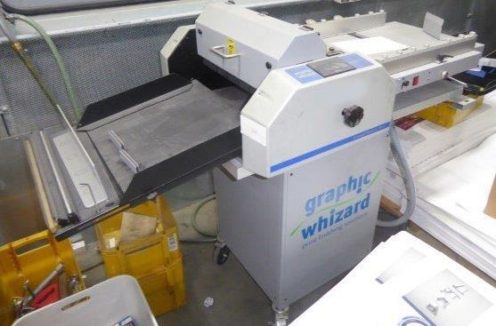 Graphic Whizard CreaseMaster Plus - automatic grooving, slotting, creasing and perforating machine - 인쇄 기계 : 사진 1 Graphic Whizard CreaseMaster Plus - automatic grooving, slotting, creasing and perforating machine - 인쇄 기계 : 사진 1