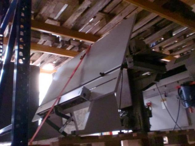 Hatchet/MAN Roland 780-425 printing plate punching machine - 인쇄 기계 : 사진 1 Hatchet/MAN Roland 780-425 printing plate punching machine - 인쇄 기계 : 사진 1