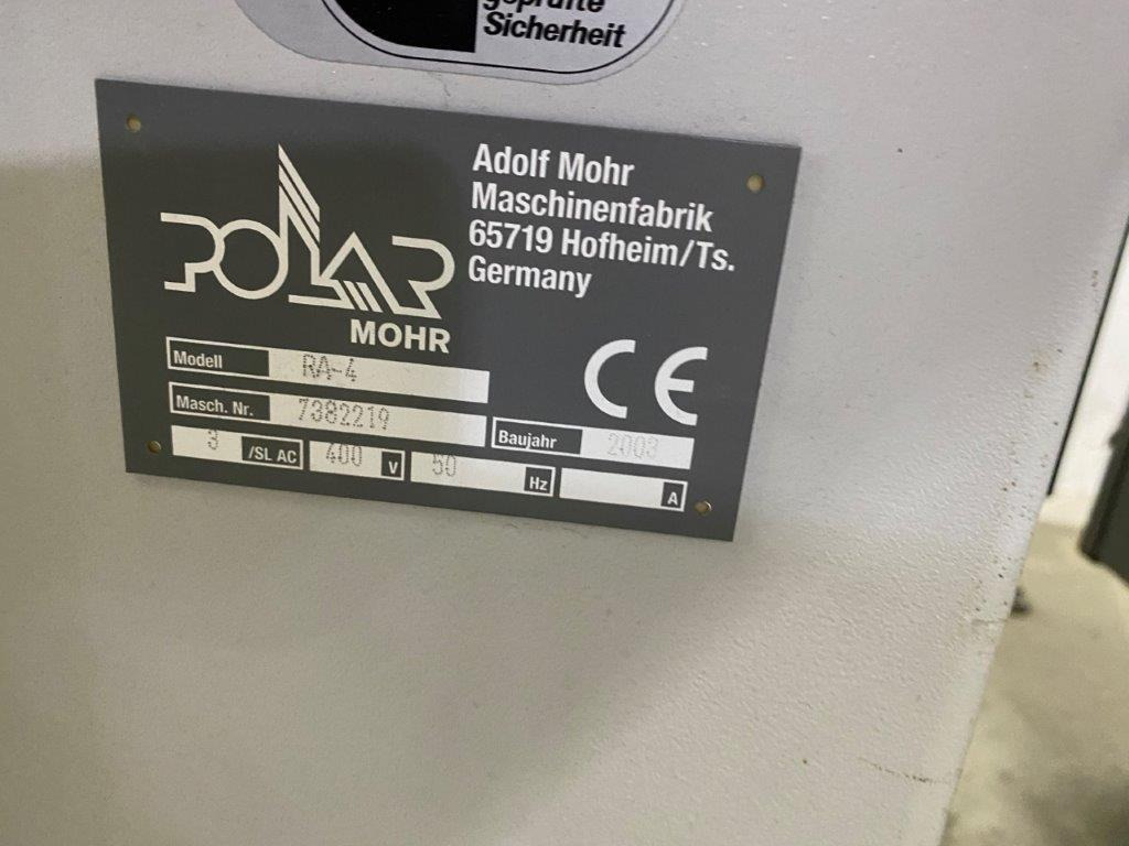 종이 절단기 Large sized cutting system Polar 137 XT-AT with stacking lifter, automatic vibrator, scale and optional unloader : 사진 11