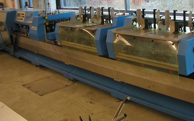 Muller Martini Presto Saddle Stitcher - 인쇄 기계 : 사진 3 Muller Martini Presto Saddle Stitcher - 인쇄 기계 : 사진 3