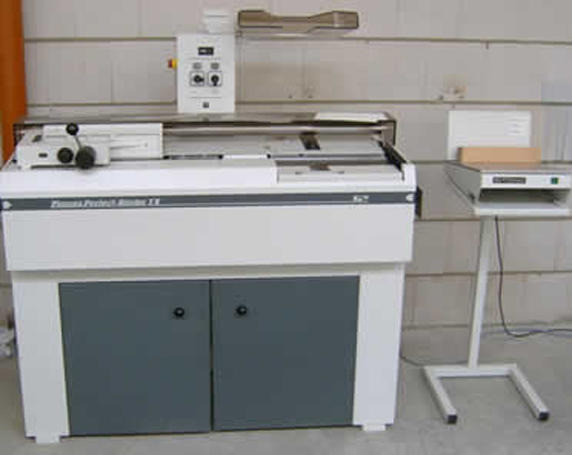 Planax Perfect Binder F II Cold Glue Binding Machine - 제본기 : 사진 1 Planax Perfect Binder F II Cold Glue Binding Machine - 제본기 : 사진 1