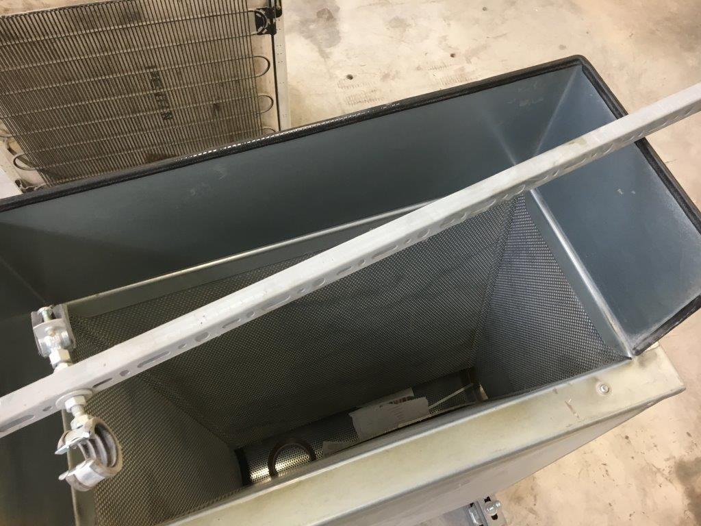 Polar Mohr chip extraction hopper - 종이 절단기 : 사진 3 Polar Mohr chip extraction hopper - 종이 절단기 : 사진 3