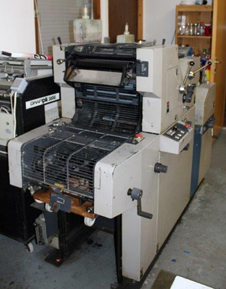 Ryobi 3300 MR two color offset printing machine - 오프셋 인쇄기 : 사진 3 Ryobi 3300 MR two color offset printing machine - 오프셋 인쇄기 : 사진 3