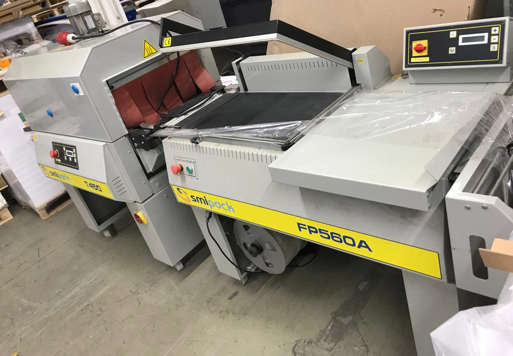 Smipack FP 560 A semi-automatic angle welder with Smipack T 450 single-chamber shrink tunnel - 포장기 : 사진 1 Smipack FP 560 A semi-automatic angle welder with Smipack T 450 single-chamber shrink tunnel - 포장기 : 사진 1
