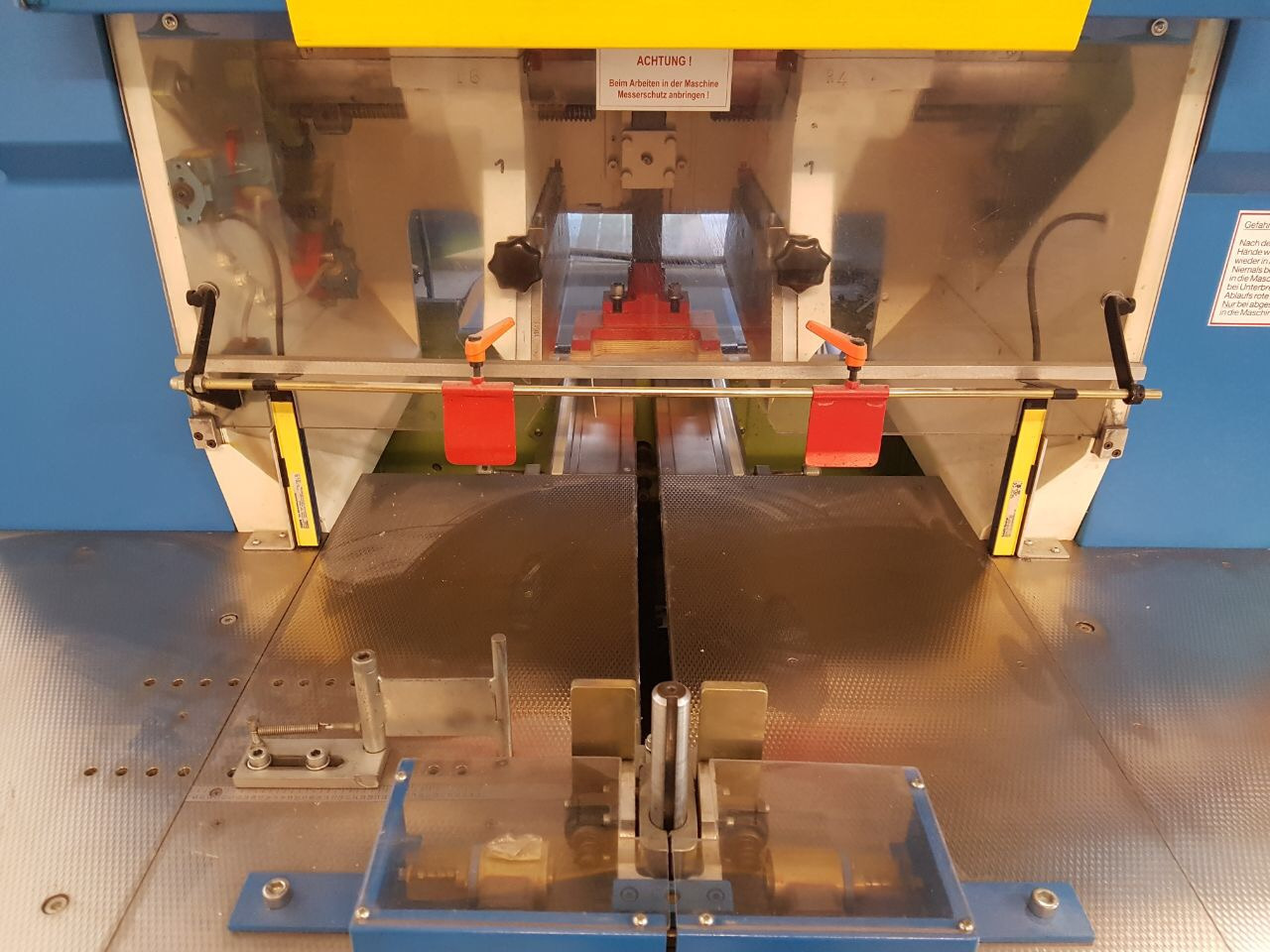 Sperr & Lechner Splek Hydromat three-knife trimmer - 종이 절단기 : 사진 2 Sperr & Lechner Splek Hydromat three-knife trimmer - 종이 절단기 : 사진 2