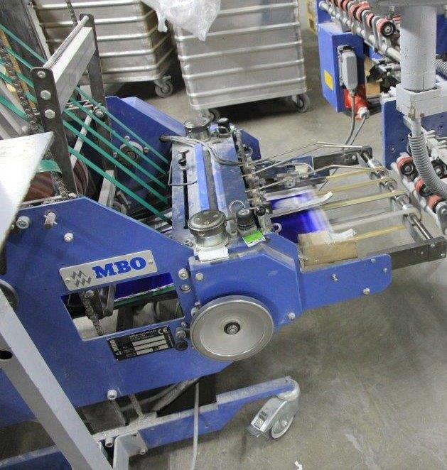 Standing vertically delivery with pres rollers MBO SAP 46 L - 접지기 : 사진 1 Standing vertically delivery with pres rollers MBO SAP 46 L - 접지기 : 사진 1