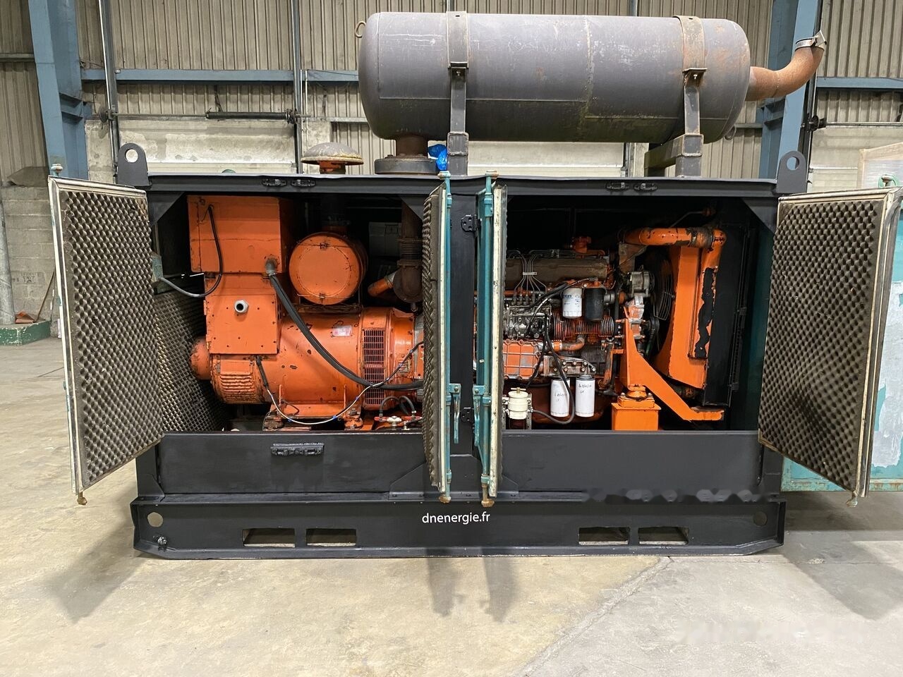 IVECO 250 kVa 8210SRI - 발전기 세트 : 사진 2 IVECO 250 kVa 8210SRI - 발전기 세트 : 사진 2