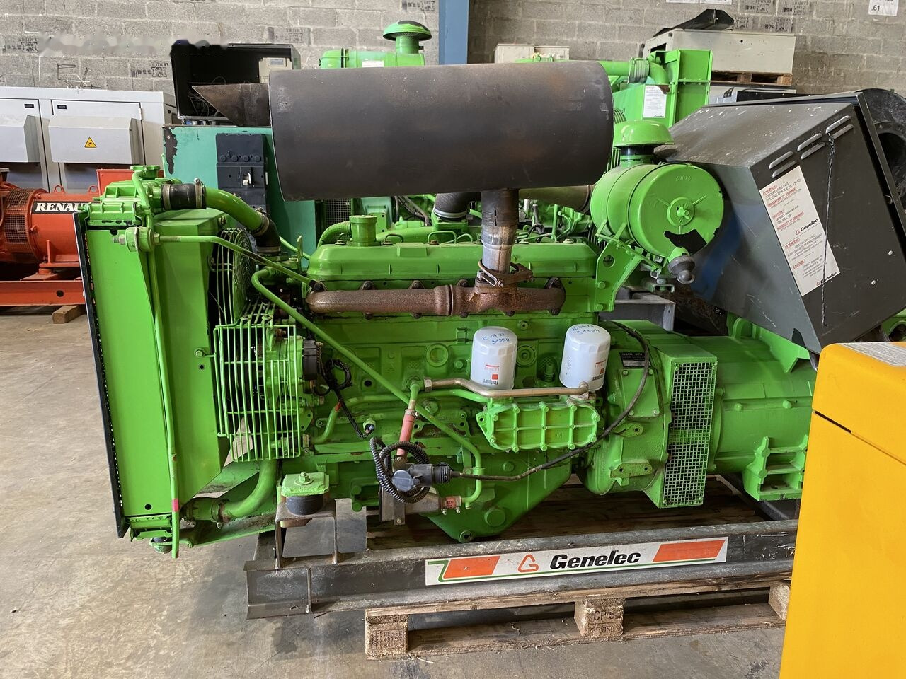 IVECO 60 kVa iVECO 8061 - 발전기 세트 : 사진 2 IVECO 60 kVa iVECO 8061 - 발전기 세트 : 사진 2