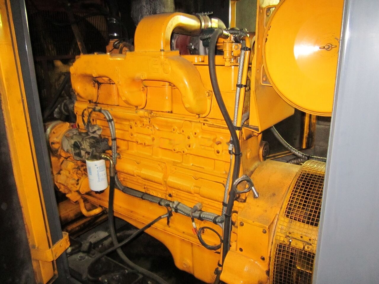 SDMO 330 kVa Cummins NT855-G6 - 발전기 세트 : 사진 2 SDMO 330 kVa Cummins NT855-G6 - 발전기 세트 : 사진 2