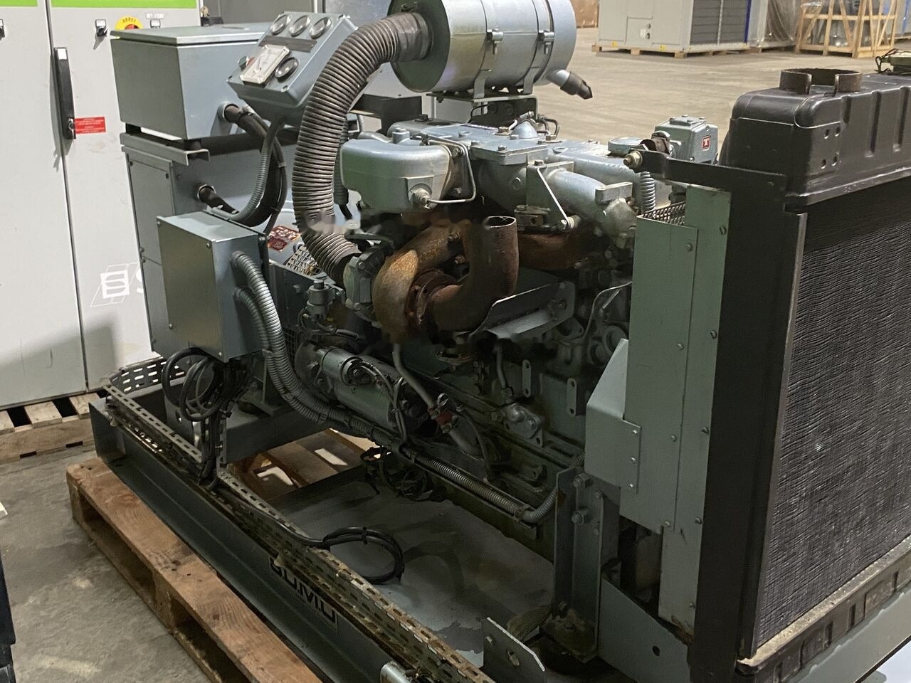 SDMO 70 kVa Perkins diesel - 발전기 세트 : 사진 5 SDMO 70 kVa Perkins diesel - 발전기 세트 : 사진 5