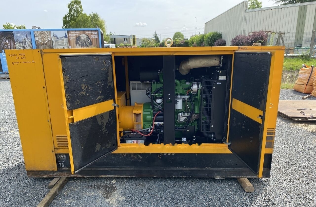 SDMO 80 kVa John Deere - 발전기 세트 : 사진 3 SDMO 80 kVa John Deere - 발전기 세트 : 사진 3
