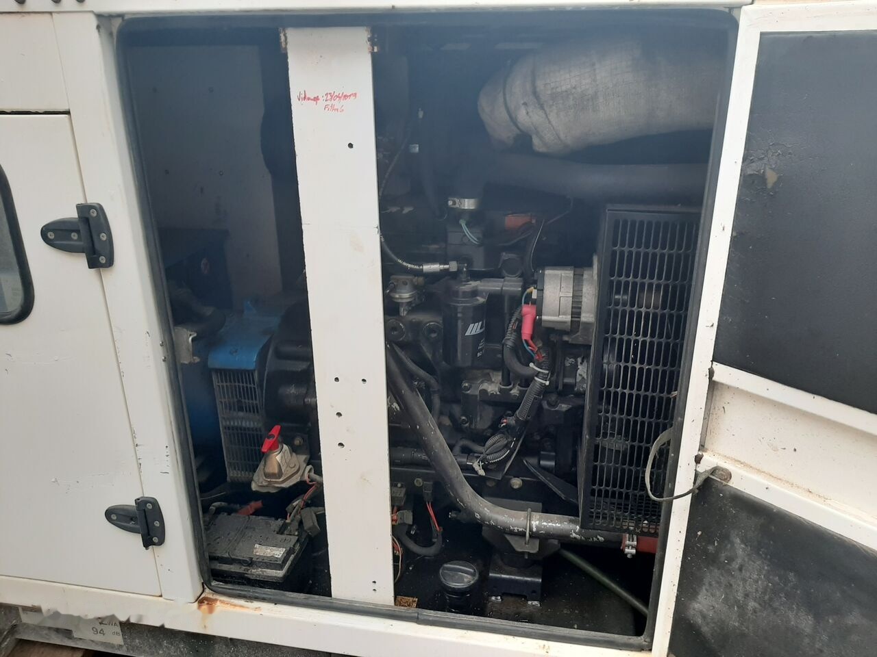 SDMO 80 kVa John Deere - 발전기 세트 : 사진 2 SDMO 80 kVa John Deere - 발전기 세트 : 사진 2