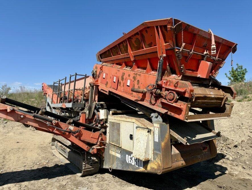 Sandvik QE330 - 스크리너 : 사진 1 Sandvik QE330 - 스크리너 : 사진 1
