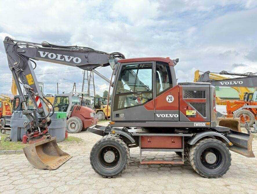 Volvo EWR150E - 휠 굴삭기 : 사진 2 Volvo EWR150E - 휠 굴삭기 : 사진 2