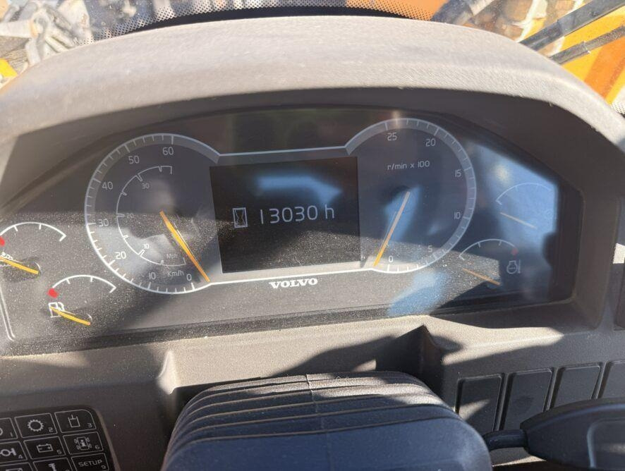 Volvo L110H  - 휠 로더 : 사진 3 Volvo L110H  - 휠 로더 : 사진 3