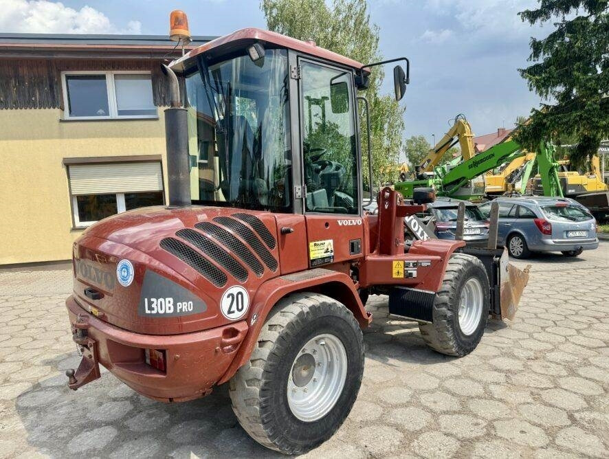 Volvo L30B Pro - 휠 로더 : 사진 1 Volvo L30B Pro - 휠 로더 : 사진 1