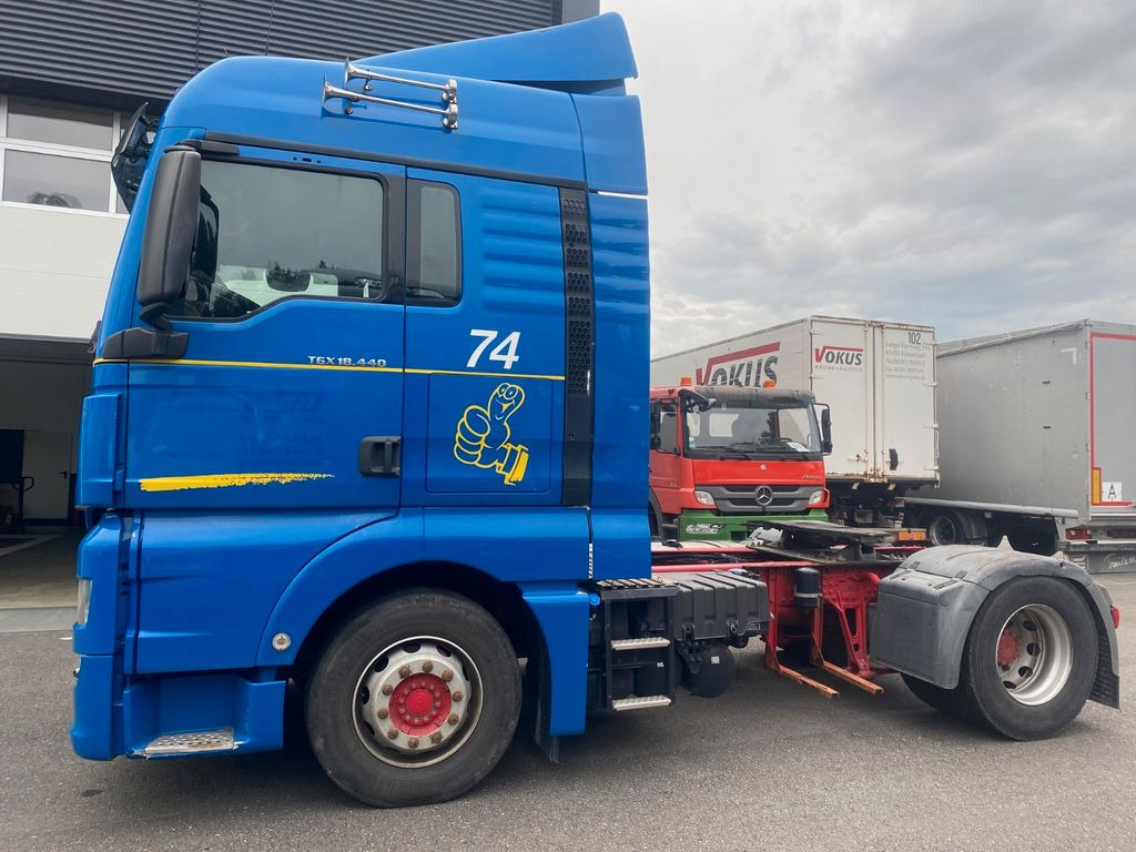 MAN TGX 18.440 480 EU6/RETARDER - 트랙터 유닛 : 사진 4 MAN TGX 18.440 480 EU6/RETARDER - 트랙터 유닛 : 사진 4