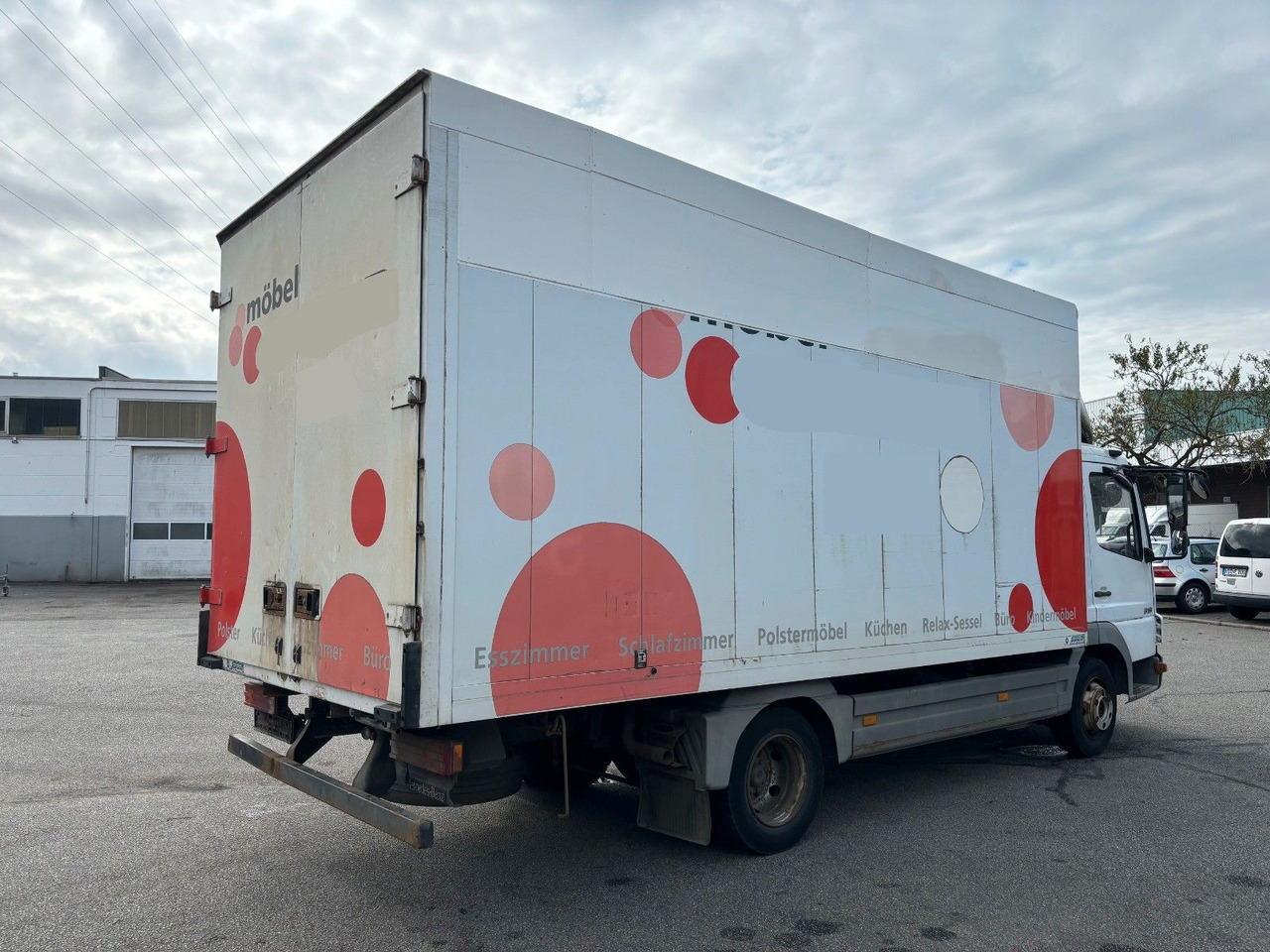 Mercedes-Benz 818 Kurze Radstand Blattfederung - 박스 밴 : 사진 3 Mercedes-Benz 818 Kurze Radstand Blattfederung - 박스 밴 : 사진 3