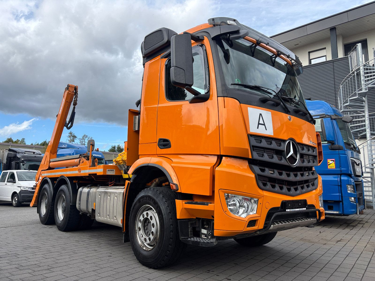 Mercedes-Benz Arocs 2648 6x4/Kempf - 덤프트럭 : 사진 1 Mercedes-Benz Arocs 2648 6x4/Kempf - 덤프트럭 : 사진 1